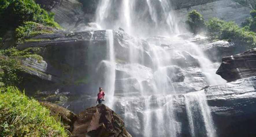 Air Terjun Terinting, sang Pemecah Kesunyian Pedalaman Landak