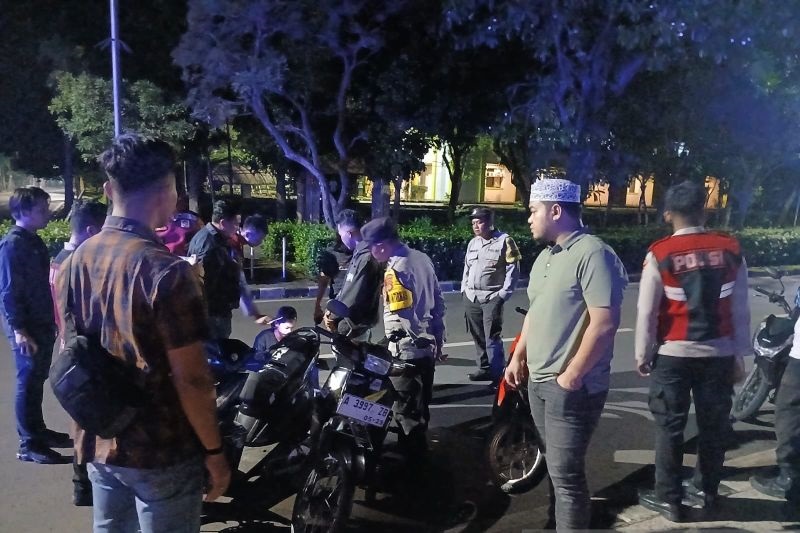 Ganggu Lalu Lintas dan Keselamatan, Aksi Balap Lari Remaja Ditertibkan Polisi