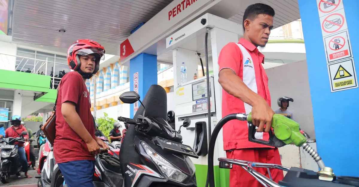 Pertamina Umumkan Pembaruan Harga BBM Non Subsidi Pertamax Naik Jadi Rp12.300/Liter, Berapa Harga Pertalite?