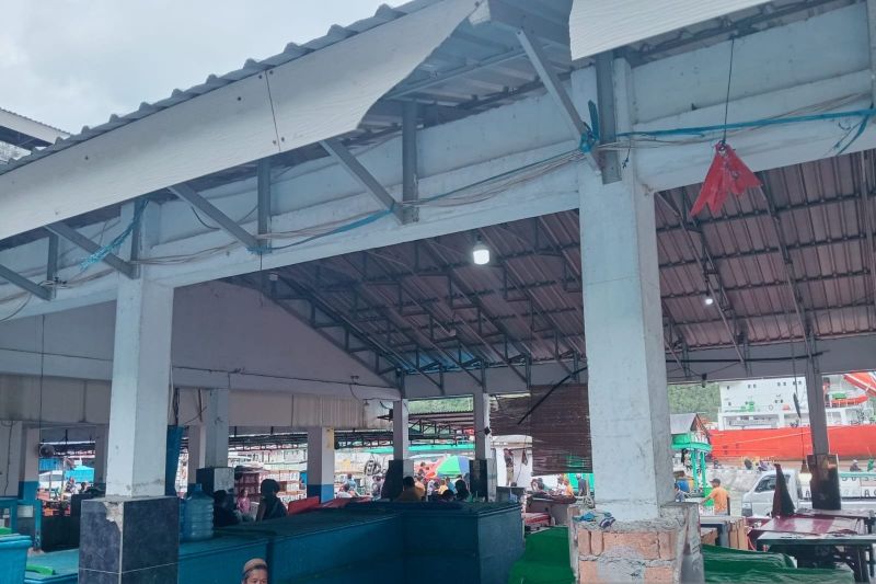 Biasanya Ramai, Kini Pelelangan Ikan di Gorontalo Sore Hari Lebih Sunyi