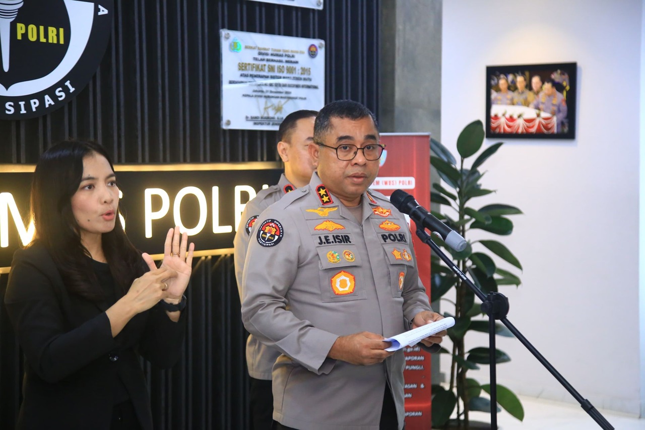 Polri Mutasi 54 Pati dan Pamen, Tegaskan Komitmen Pembinaan Karier dan Profesionalisme