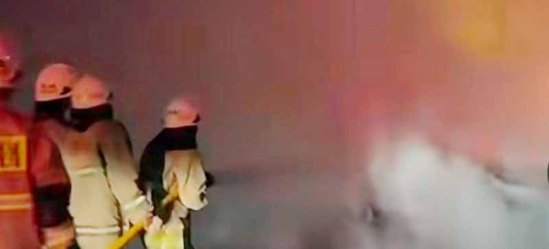 Ini Kronologi Mobil Terbakar di Jalan Tol Jagorawi Arah Jakarta ke Bogor, Nihil Korban