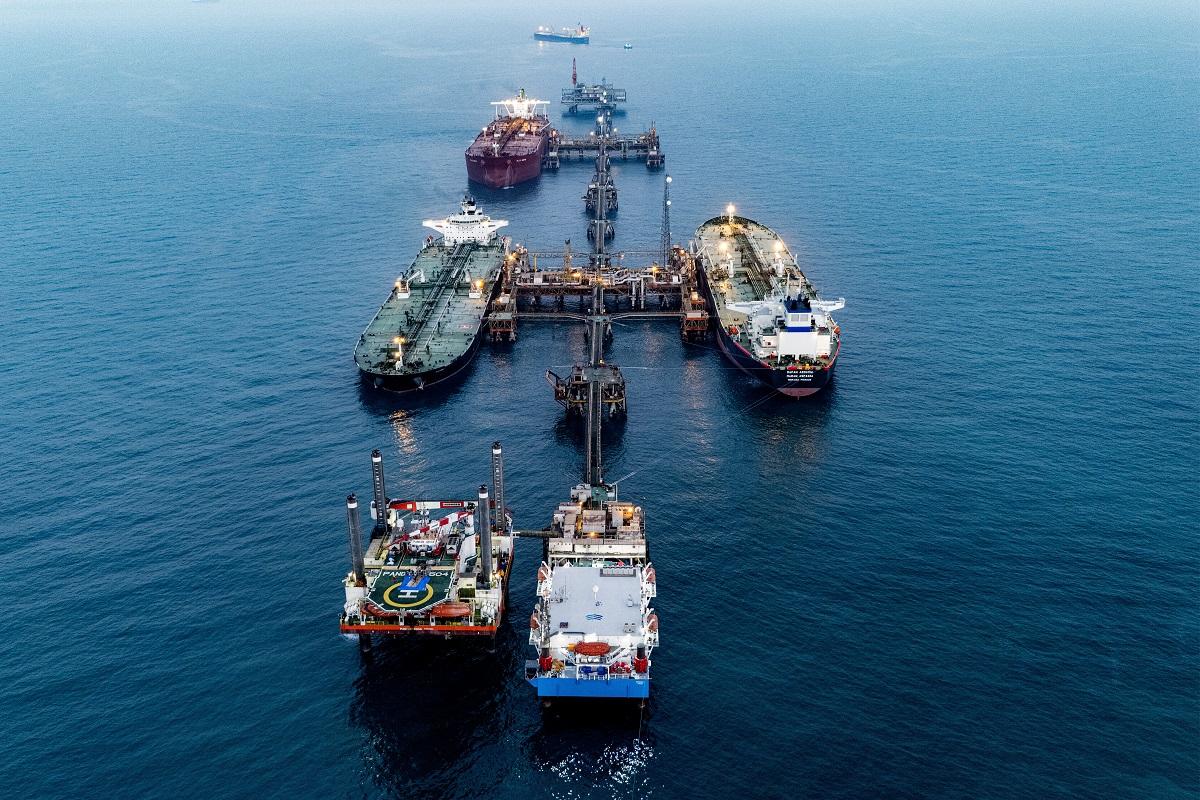 Selat Hormuz Memanas: Militer AS Bakal Turun Tangan Kawal Kapal Tanker