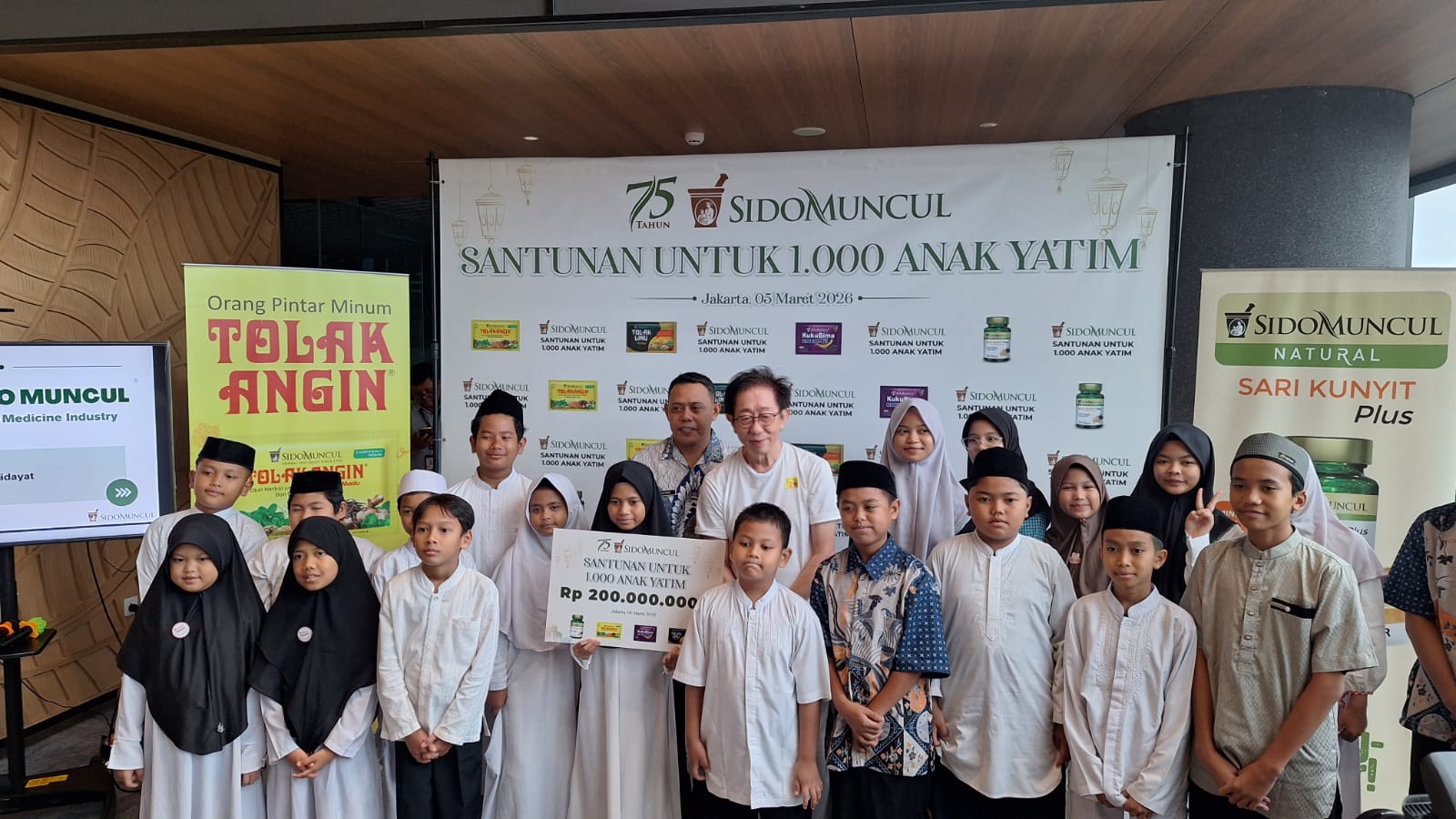 Berbagi Kasih di Bulan Ramadan, Sido Muncul Santuni 1000 Anak Yatim di Jakarta 