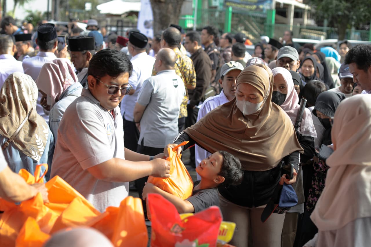 Pemprov DKI Jakarta Hadirkan Paket Sembako Murah Berisi Beras hingga Gula Hanya Rp100 Ribu