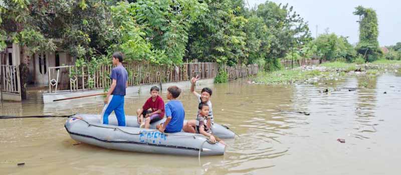 573 Rumah di Kota Serang Terendam Banjir, Dua Bangunan Roboh