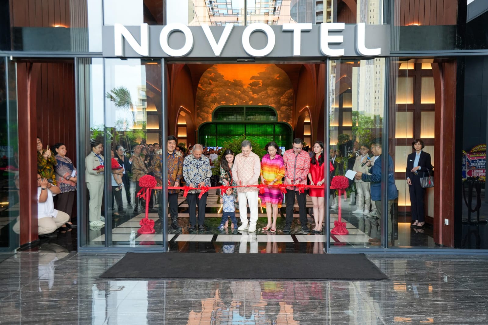 Novotel Tangerang BSD City Resmi Dibuka: Hotel Modern dengan Fasilitas Kids Club dan Kolam Renang Estetik
