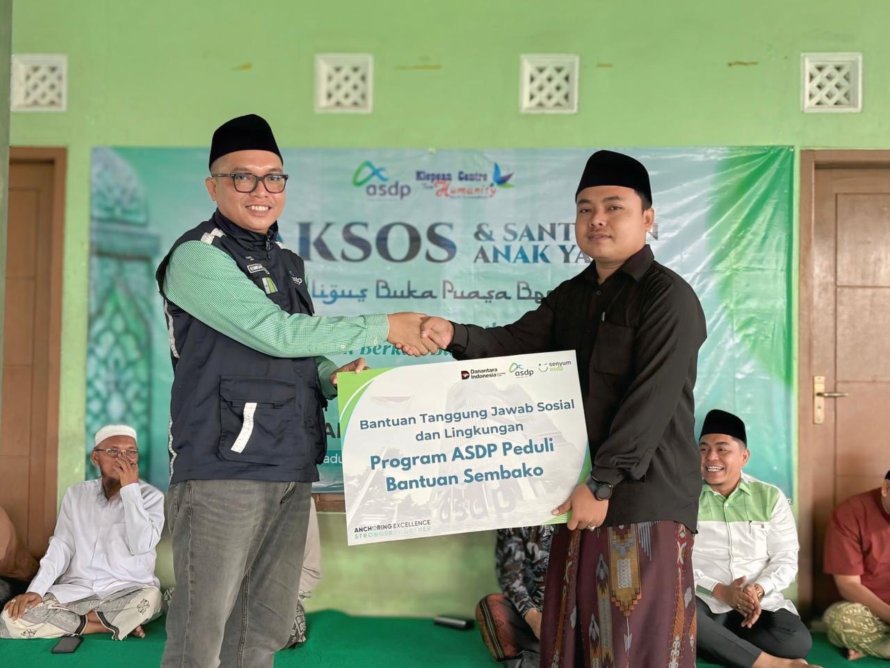 Ramadan Penuh Makna, ASDP Berbagi Kebahagiaan Bersama Anak Yatim