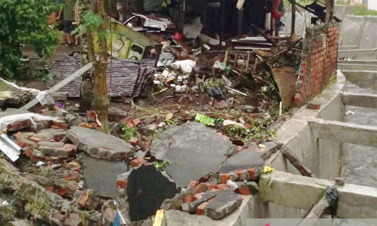 Curup Mencekam, Drainase Jebol dan Jalan Amblas, BPBD Rejang Lebong Keluarkan Peringatan Darurat di 15 Kecamatan