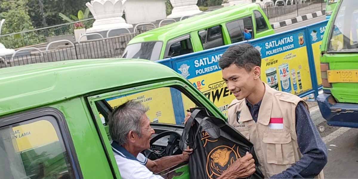 Sopir Angkot Puncak Dilarang Narik Empat Hari Saat Libur Lebaran, Dapat  Kompensasi Rp800 Ribu/Orang