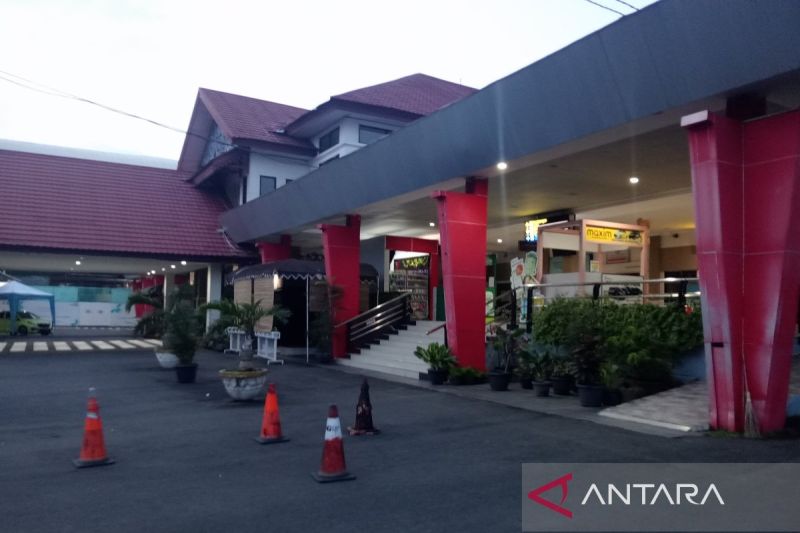 Terjaring OTT oleh KPK, Bupati Rejang Lebong Dibawa ke Jakarta