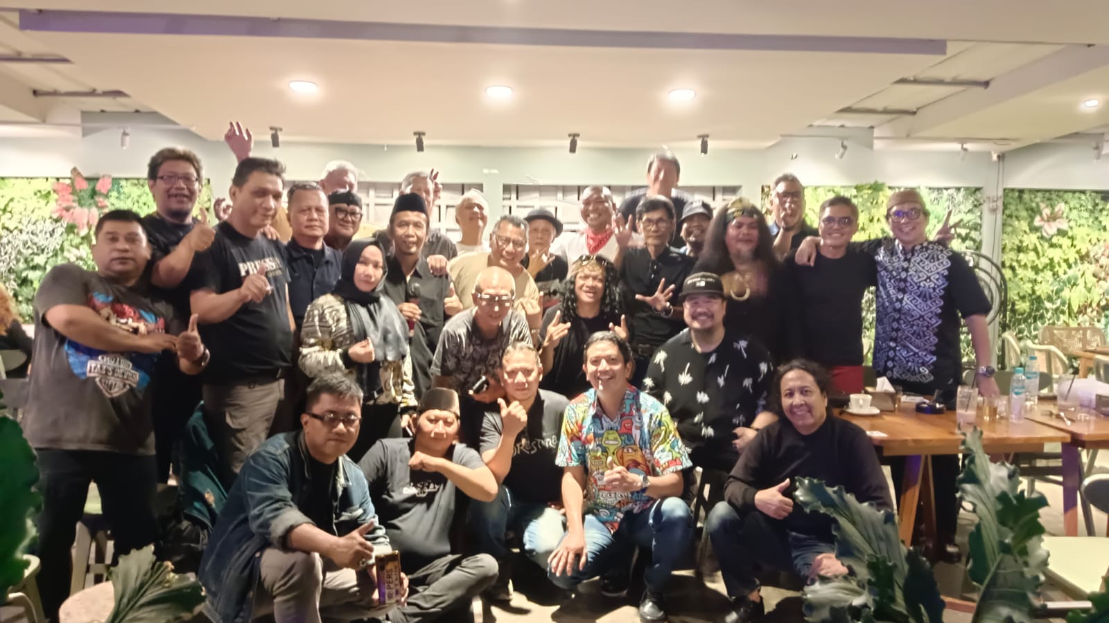 Candil, Limbad hingga Krisna Mukti Hadiri Buka Puasa Bersama PWI Jaya Sie Musik dan Film