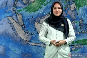 BMKG Prakirakan Sejumlah Wilayah di Indonesia Berpotensi Hujan Petir pada Rabu