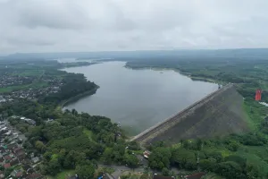 Dorong Energi Hijau, PLN Nusantara Power Percepat Pengembangan PLTS Terapung Karangkates