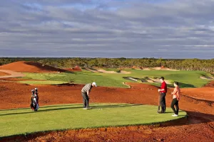 Golf Getaway di Western Australia, Main di Lapangan Kelas Dunia Sambil Ditemani Kanguru