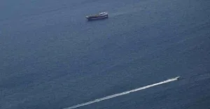 Selat Hormuz Memanas! Militer AS Hancurkan 16 Kapal Penebar Ranjau Milik Iran