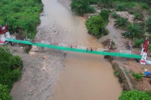 TNI Selesaikan Jembatan di Mandailing Natal, Akses Masyarakat Kian Mudah