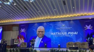 Menteri HAM Tegaskan Pemerintah Siap Lindungi Pers dari Intimidasi