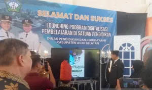 Pemkab Aceh Selatan Luncurkan Digitalisasi Pembelajaran, Sekolah Gunakan "Interactive Flat Panel"