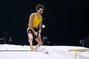 Duplantis Pecahkan Rekor Dunia Lompat Galah untuk ke-15 Kali, Tembus 6,31 Meter