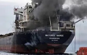 Kapal Berbendera Thailand Diserang di Selat Hotmuz, 3 Awak Kapal Hilang