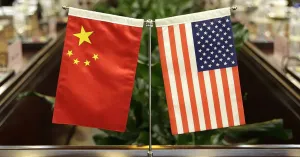 Pejabat Ekonomi AS–Tiongkok Bertemu di Paris, Siapkan Pertemuan Trump–Xi Jinping