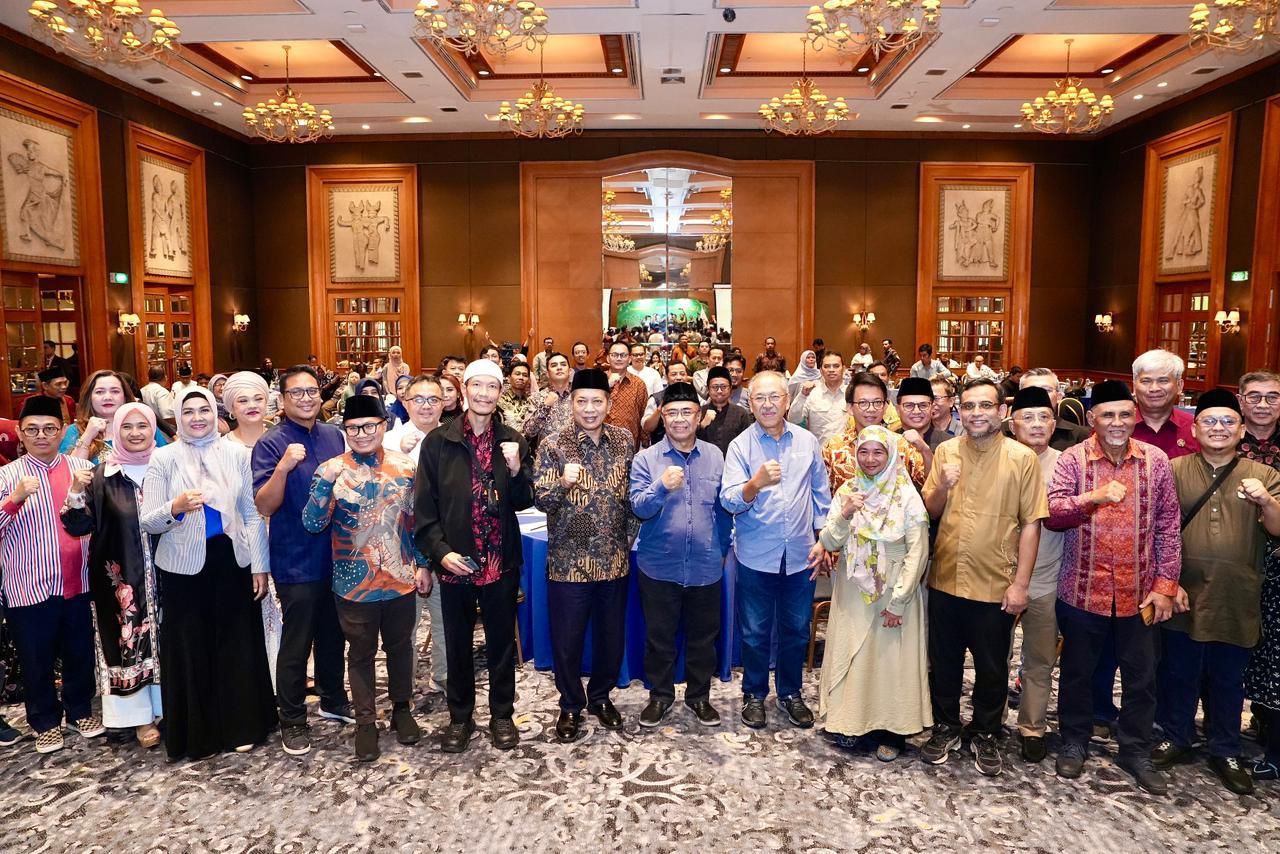Menkop Dorong Optimalisasi Pengelolaan Dana Umat Dan Sinkronisasi dengan Program Kopdes Merah Putih