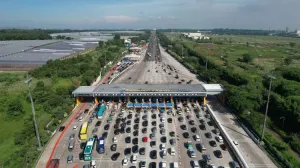 23 Ribu Kendaraan Melintas Tol Cikampek Utama per H-6 Lebaran  