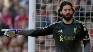 Bursa Transfer Lverpool: Alisson Dilirik Juventus Meski Kontrak Diperpanjang, Spalletti Disebut Jadi Penentu