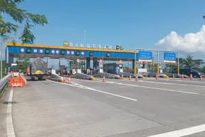 JPM Pastikan Layanan Mudik di Tol Pandaan-Malang Beroperasi Maksimal