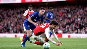 Liga Inggris: Dowman Cetak Sejarah, Arsenal Menang Dramatis, Chelsea Tumbang dari Newcastle