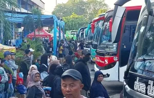 Penumpang Mudik di Terminal Kampung Rambutan Tembus 2.000 Orang, Lonjakan Capai 100 Persen