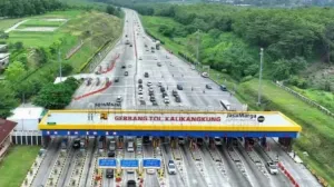 Polres: Volume Kendaraan di Tol Batang Melonjak, 2.183 Kendaraan Lintasi GT Kalikangkung  