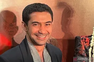 Tayang di Bioskop 18 Maret, Ada Reza Rahadian di Film “Suzzanna” Terbaru