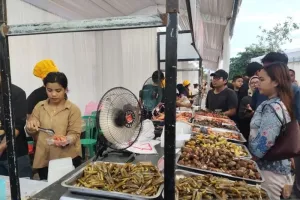 Wali Kota Longgarkan Aturan, Warga Bisa Jualan di Bahu Jalan Sementara Hingga Lebaran