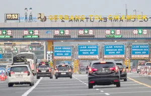 Diskon Gila-gilaan 30 Persen, Pemudik Langsung Serbu Tol Cikampek, 60 Ribu Kendaraan Meluncur ke Jawa