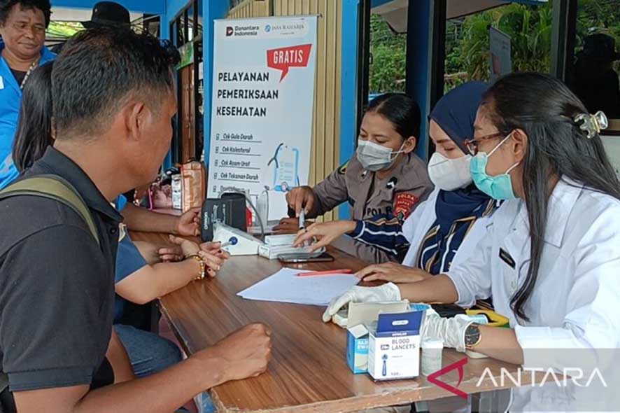 Layanan Kesehatan Gratis bagi Pemudik di Pelabuhan Laut Jayapura