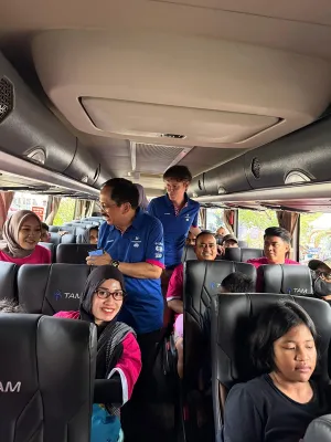Pererat Kebersamaan Pasca-Merger, XLSmart Fasilitasi Mudik Gratis bagi Mitra dan Karyawan