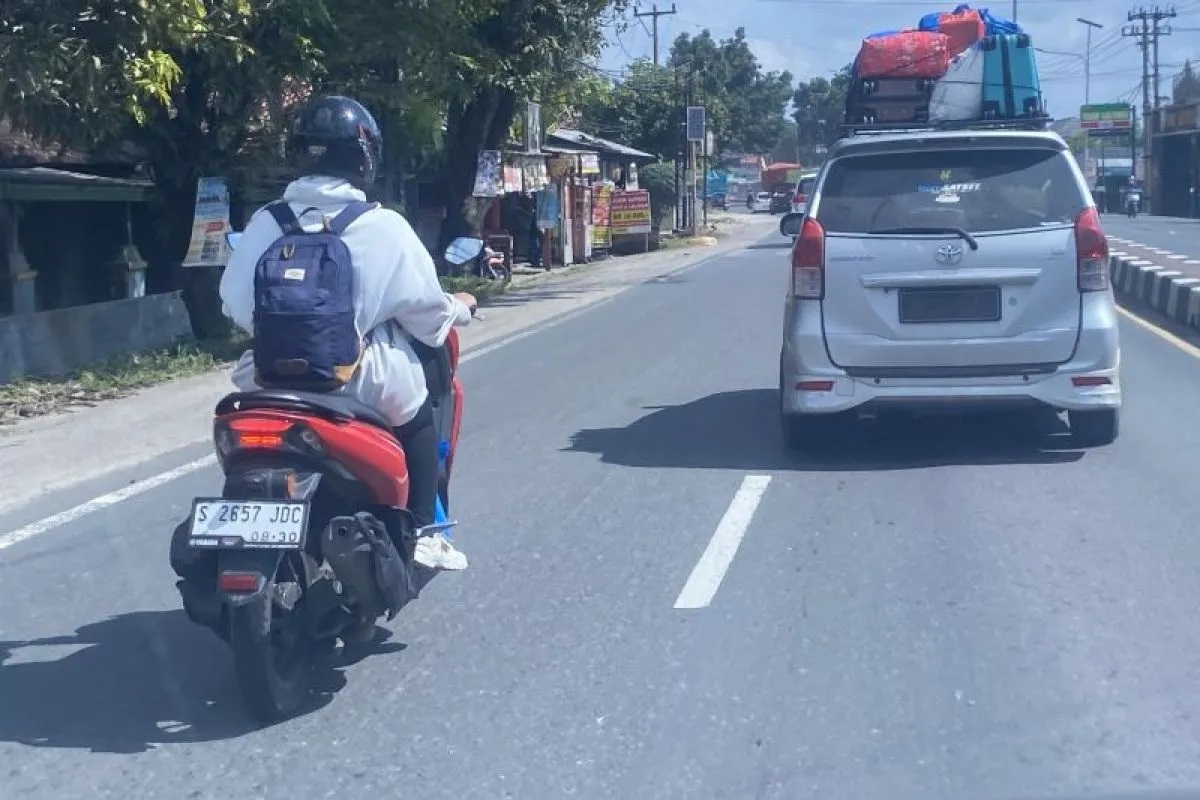 Demi Keamanan, Polda Lampung Kawal Pemudik Bersepeda Motor dari Bakauheni sampai Jalur Utama