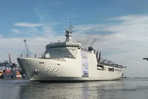 TNI AL Berangkatkan 1.447 Pemudik dari Pelabuhan Kolinlamil Jakarta Utara