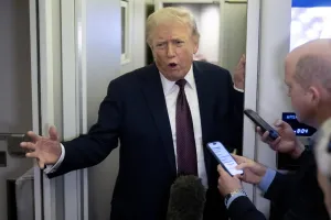 Trump Sebut AS Mulai Diskusi dengan Iran