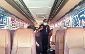 Uji Kelaikan Bus di Lebak Bulus Ungkap Temuan Dominan Pemecah Kaca dan APAR Kedaluwarsa