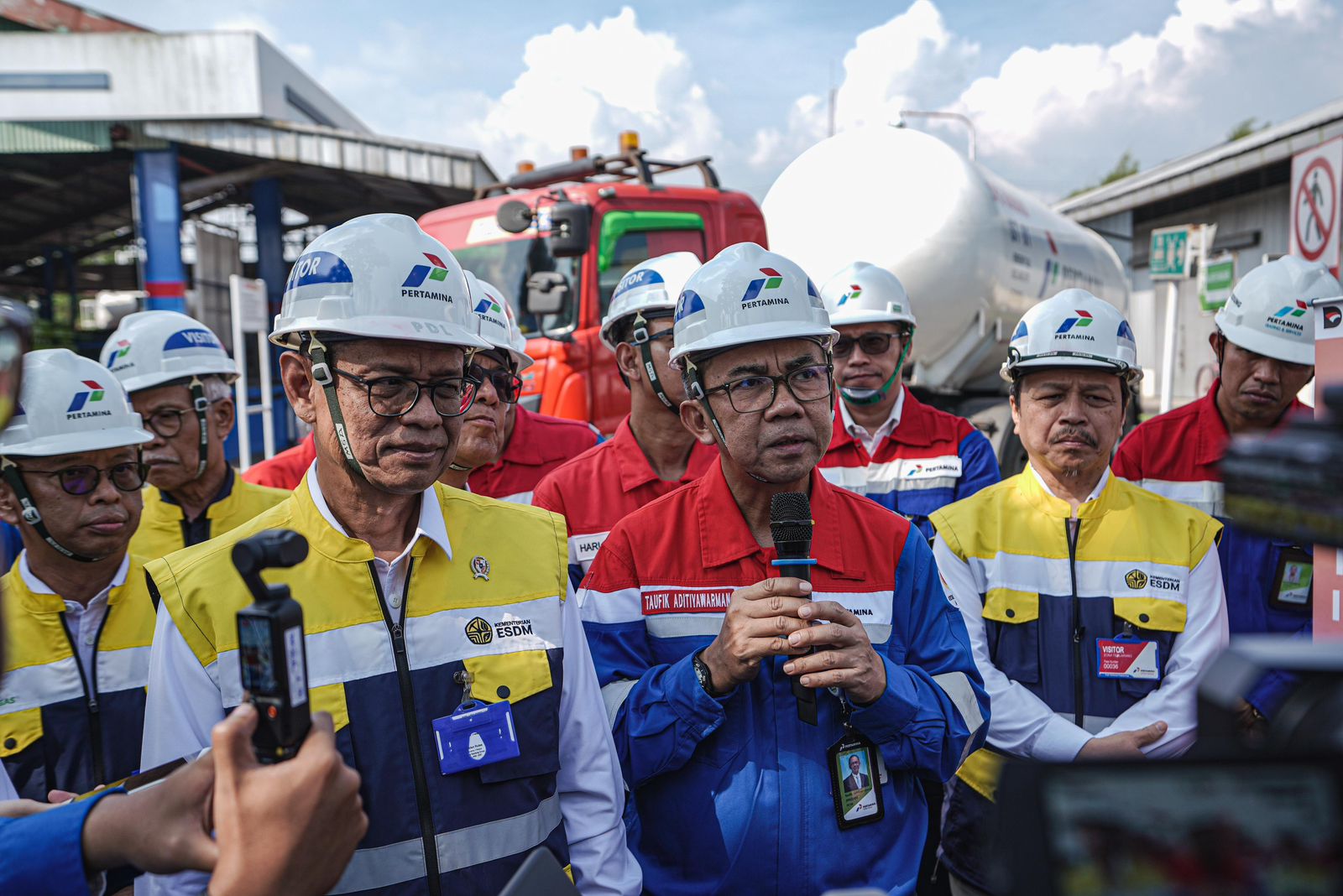 Pertamina Patra Niaga Bersama Wamen ESDM Tinjau Kesiapan ...