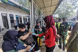 PMI Kota Tangerang Bagikan Masker ke Pemudik Cegah Penularan Penyakit