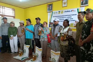 Bulog Papua Luncurkan Program Bantuan Pangan Beras dan Minyak Goreng