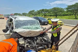Kecelakaan di Tol Batang-Semarang, Dua Pemudik Tewas