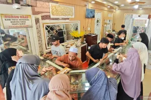 Menjaga Tradisi di Tengah Ujian, Penyintas Aceh Timur Tetap Berburu Perhiasan