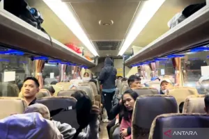Jumlah Penumpang di Terminal Lebak Bulus Capai 6.265 Orang