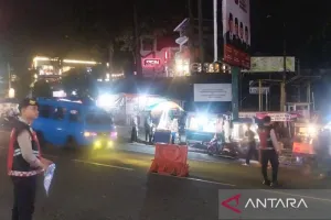 Polda Jabar hingga Baharkam Polri Bantu Urai Kepadatan Jalur Puncak