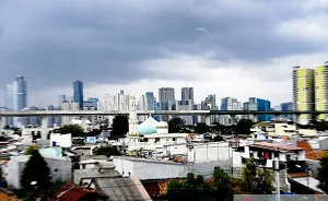 Waspada Hujan Sore Ini, Cek Jadwal Cuaca Jakarta Sebelum Berangkat Silaturahmi